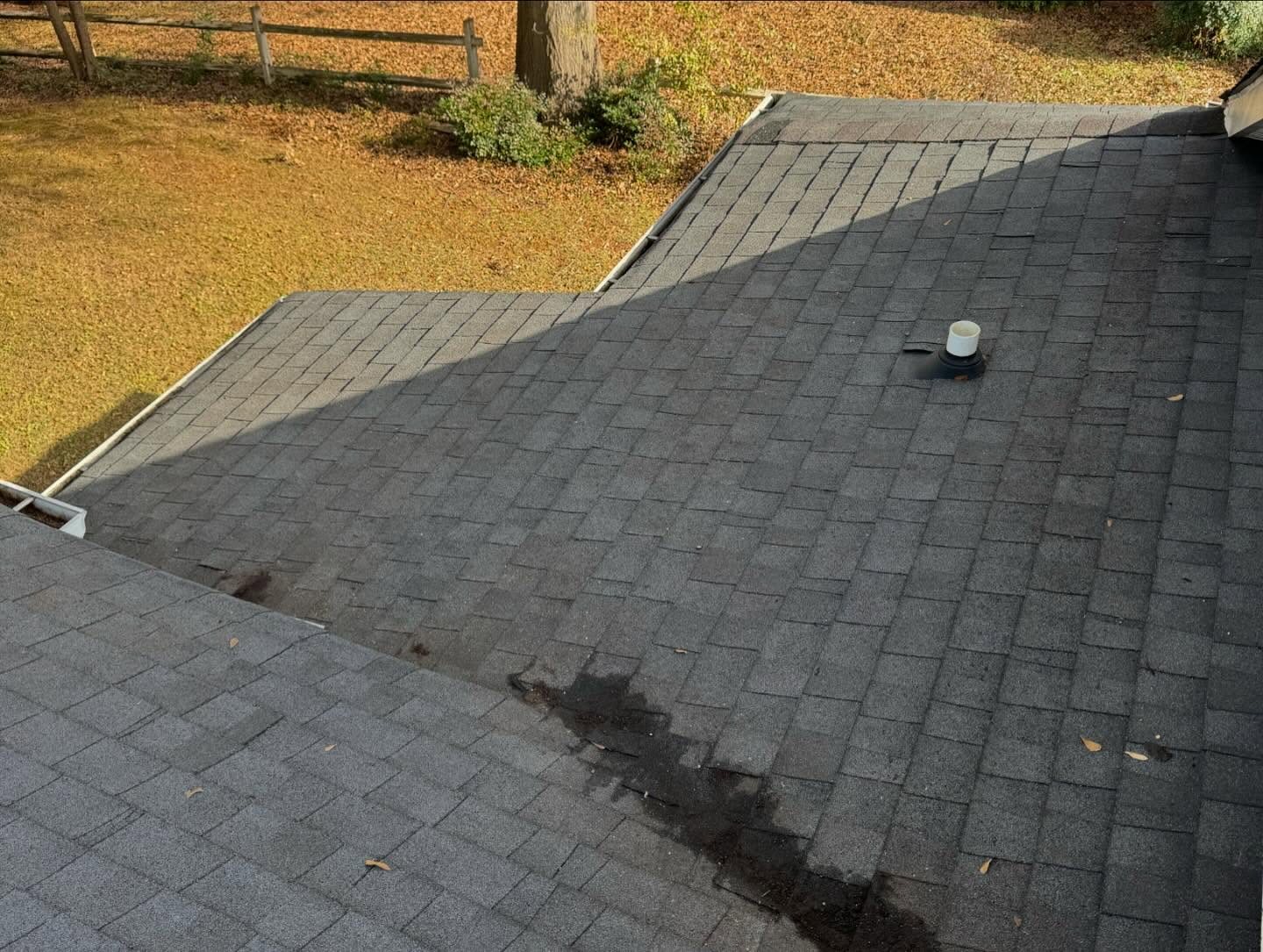 Roof and driveway exterior cleaning in Lincolnton NC